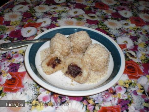 Imagine Reteta culinara Galuste cu Prune Instant | 2review.ro