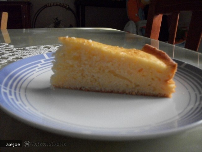 Imagine Reteta culinara Tort cu Iaurt | 2review.ro