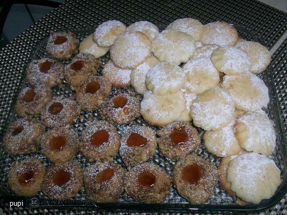 Imagine Reteta culinara Biscuiti `amprente` cu Nuci | 2review.ro