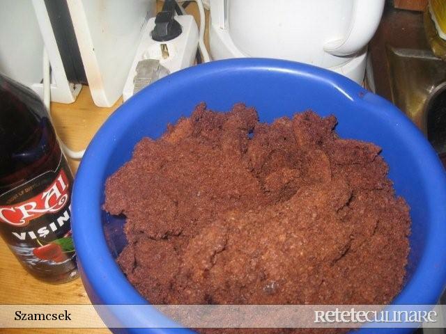 Imagine Reteta culinara Bombite de ciocolata cu lichior de visine | 2review.ro