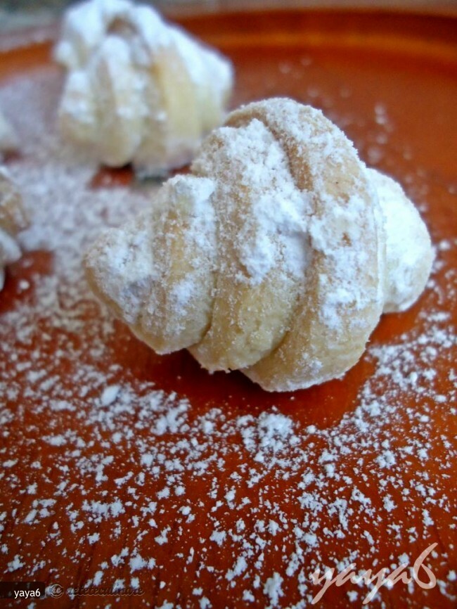 Imagine Reteta culinara Cornuri cu Iaurt si Untura | 2review.ro