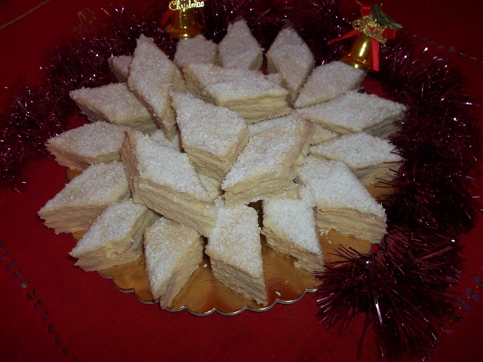 Imagine Reteta culinara Prajitura cu crema de lamaie si cocos | 2review.ro