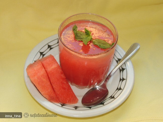 Imagine Reteta culinara Jeleu de Pepene Rosu (Lubenita) | 2review.ro