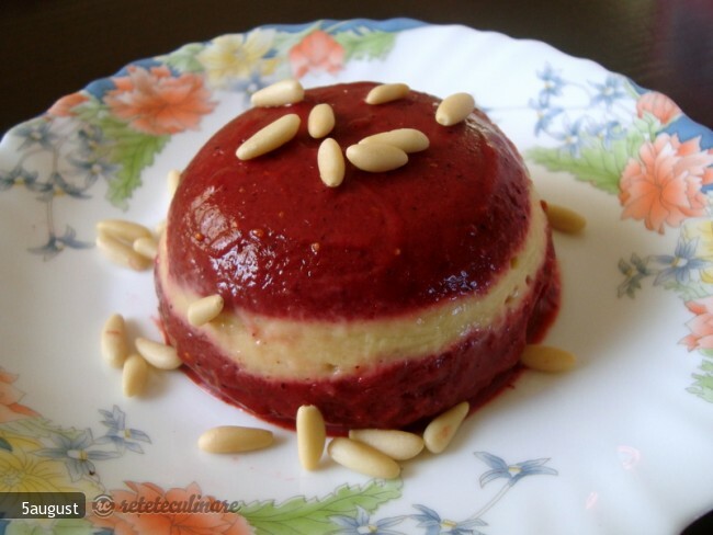 Imagine Reteta culinara Inghetata de Fructe de Padure, banane si Avocado | 2review.ro