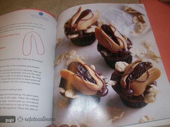 Imagine Reteta culinara Cupcakes, Floricele Si... Alte Cele | 2review.ro