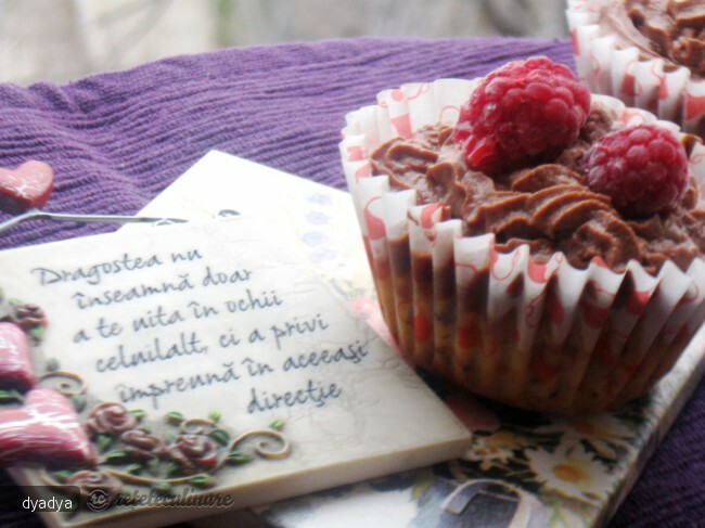 Imagine Reteta culinara Briose cu Zmeura | 2review.ro