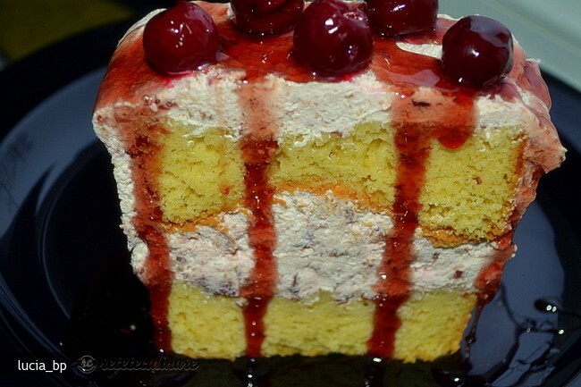 Imagine Reteta culinara Chec cu Frisca si Cirese | 2review.ro