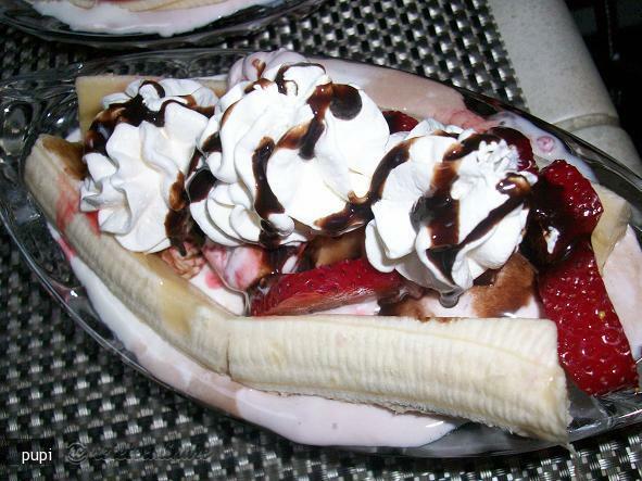 Imagine Reteta culinara Banana Split | 2review.ro