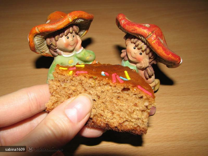 Imagine Reteta culinara Turta Dulce Crescuta | 2review.ro