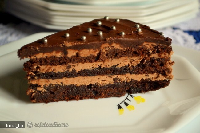 Imagine Reteta culinara Tort cu Doua Creme | 2review.ro