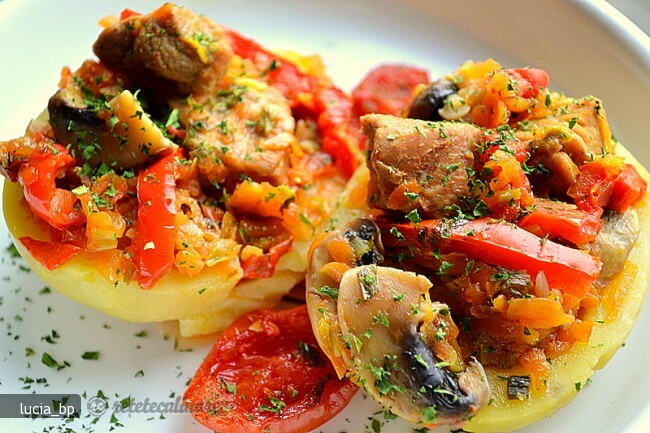 Imagine Reteta culinara Tocanita de Porc in Vas de Lut, la Cuptor | 2review.ro