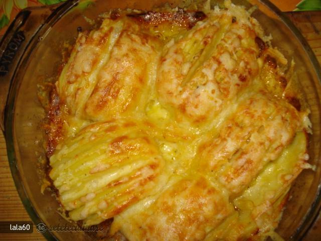 Imagine Reteta culinara Cartofi-evantai cu cascaval | 2review.ro