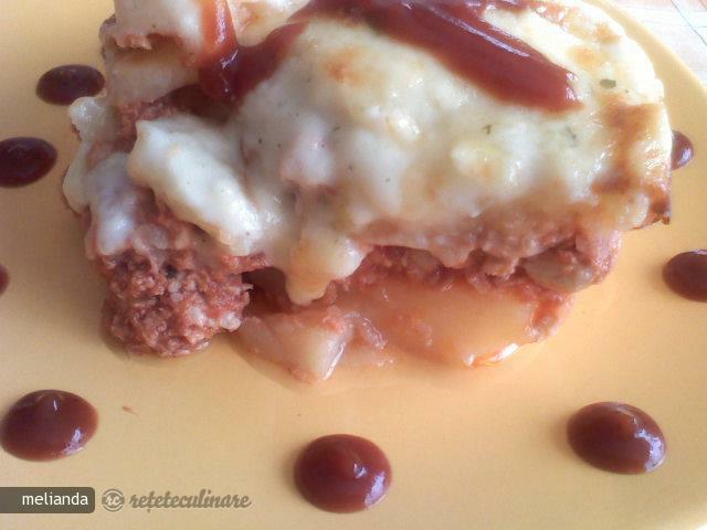 Imagine Reteta culinara Musaca de Cartofi cu Carne de Pui | 2review.ro