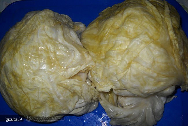 Imagine Reteta culinara Sarmale in Foi de Varza Acra si Afumatura | 2review.ro