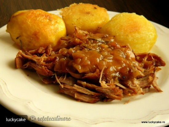 Imagine Reteta culinara Vita la Cuptor cu Cartofi Copti | 2review.ro