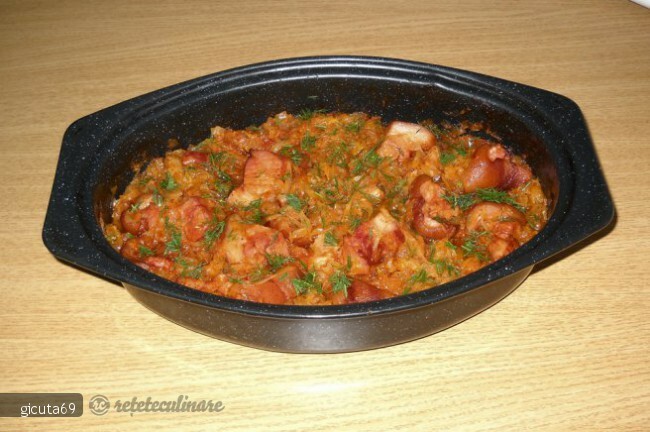 Imagine Reteta culinara Varza murata cu ciolan afumat | 2review.ro