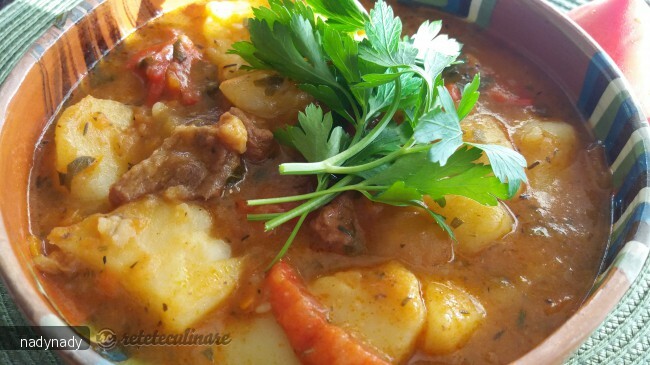 Imagine Reteta culinara Tocanita de vitel | 2review.ro