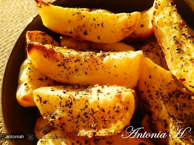 Imagine Reteta culinara Cartofi Wedges | 2review.ro