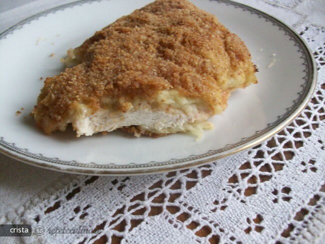 Imagine Reteta culinara Snitele de Curcan in Crema de Fenicul si Cascaval la Cuptor | 2review.ro