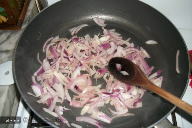 Imagine Reteta culinara Carnati cu Orez | 2review.ro