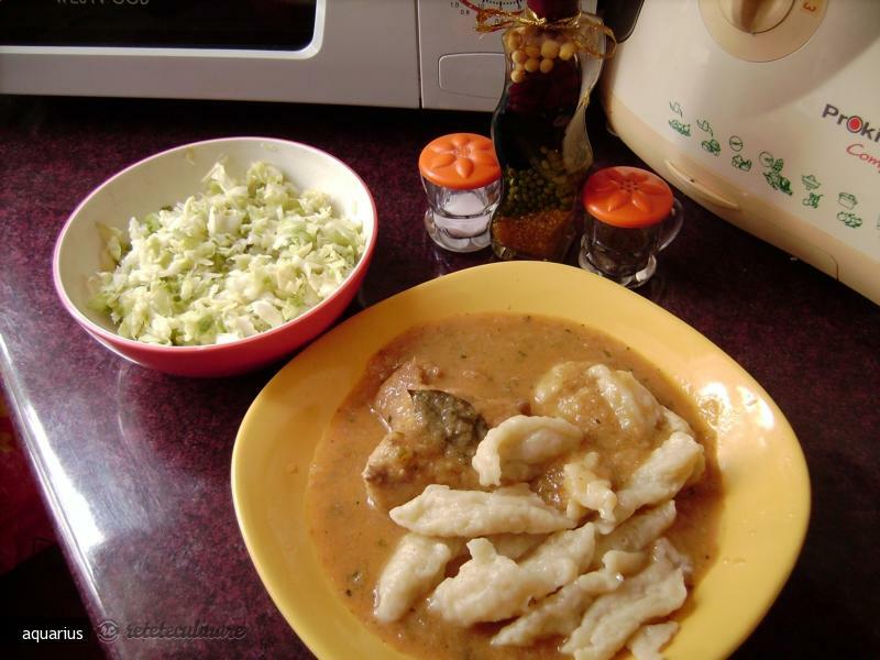 Imagine Reteta culinara Tocanita cu Galuste | 2review.ro