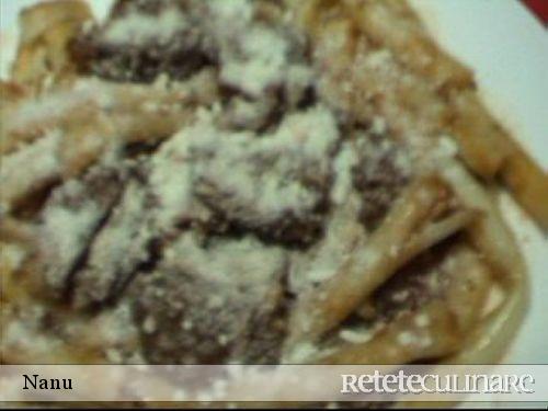 Imagine Reteta culinara Macaroane cu carne (Pastitada) | 2review.ro