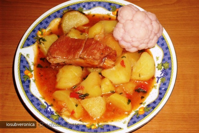 Imagine Reteta culinara Tocanita cu Afumatura | 2review.ro