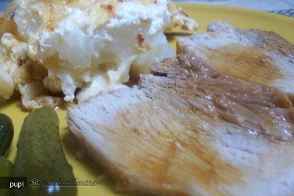 Imagine Reteta culinara Cotlet de Porc cu Cartofi Gratinati | 2review.ro