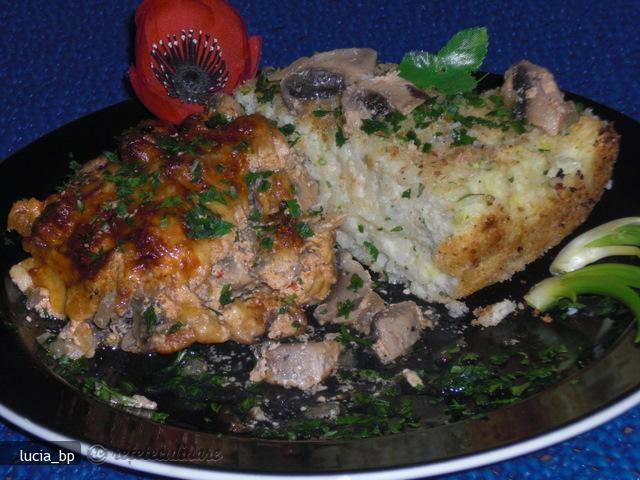 Imagine Reteta culinara Carne de Porc Picanta cu Ciuperci, la Cuptor | 2review.ro