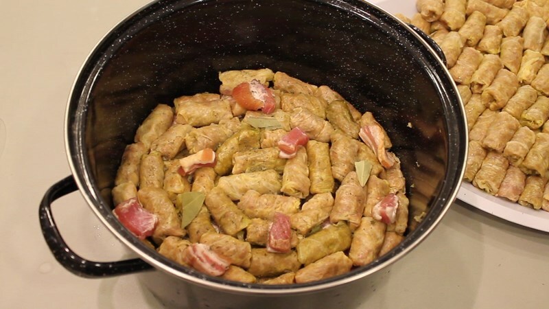 Imagine Reteta culinara Sarmalute in Foi de Varza la Cuptor - Reteta din Generatie in Generatie | 2review.ro