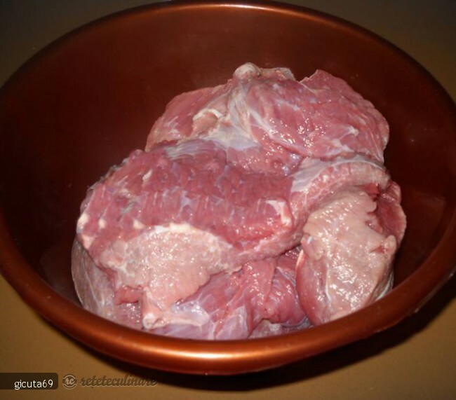 Imagine Reteta culinara Tocanita de vitel cu morcov | 2review.ro