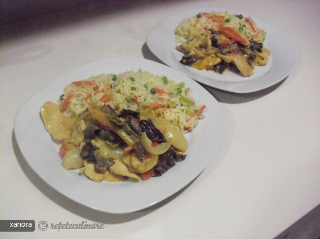 Imagine Reteta culinara Pui cu Curry Chinezesc si Orez `Prajit` | 2review.ro