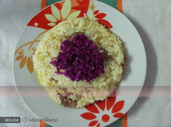 Imagine Reteta culinara Pilaf cu carne de porc | 2review.ro