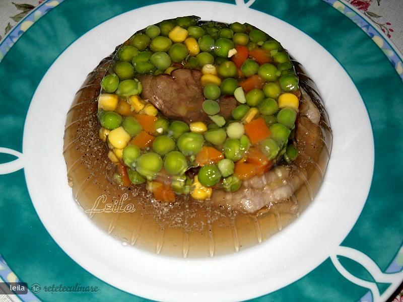 Imagine Reteta culinara Piftie - Racitura de Pui | 2review.ro