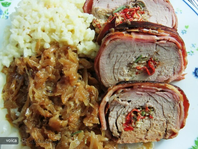 Imagine Reteta culinara Muschiulet de Porc cu Miez de Unt Aromat | 2review.ro