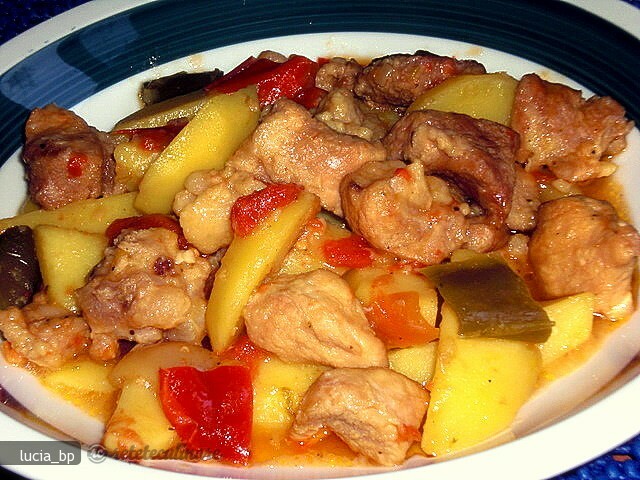 Imagine Reteta culinara Tocanita din Carne de Porc cu Bere | 2review.ro