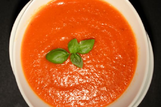 Imagine Reteta culinara Ardei Rosu Prăjită Supa De Rosii | 2review.ro