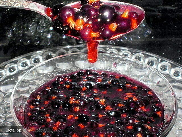 Imagine Reteta culinara Dulceata de Coacaze Negre | 2review.ro