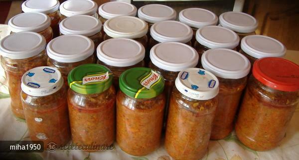 Imagine Reteta culinara Zacusca de Peste | 2review.ro