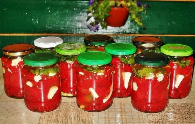 Imagine Reteta culinara Gogosari in otet (la rece) | 2review.ro