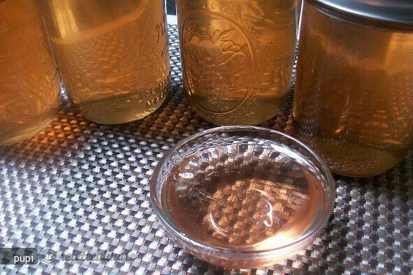 Imagine Reteta culinara Peltea (jeleu) din Flori de Salcam | 2review.ro