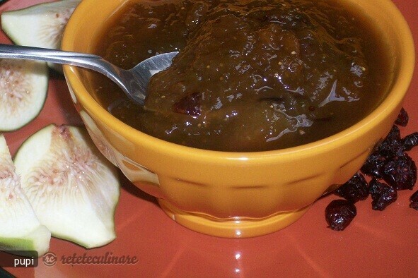 Imagine Reteta culinara Gem de Smochine cu Pepene si Merisoare | 2review.ro