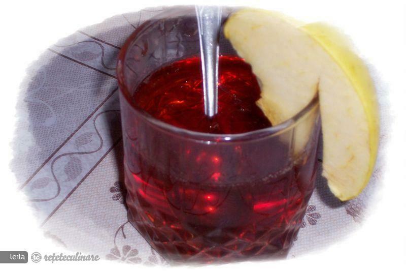 Imagine Reteta culinara Peltea de Gutui si Mere | 2review.ro