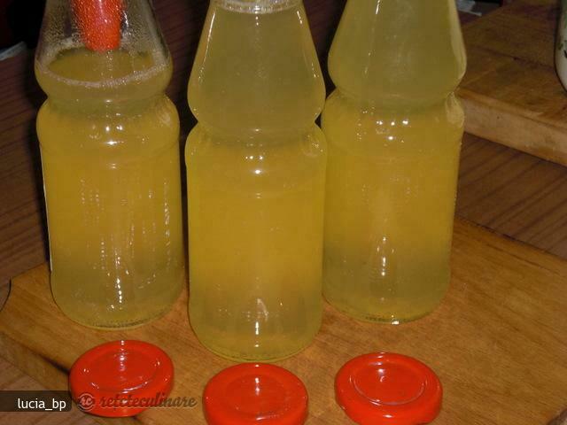 Imagine Reteta culinara Sirop de Pepene Galben, Conservat Pentru Iarna | 2review.ro