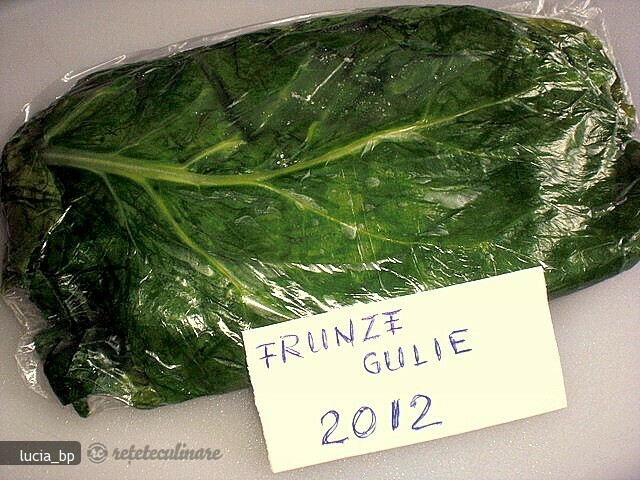 Imagine Reteta culinara Frunze de Gulioare Conservate pentru Iarna | 2review.ro