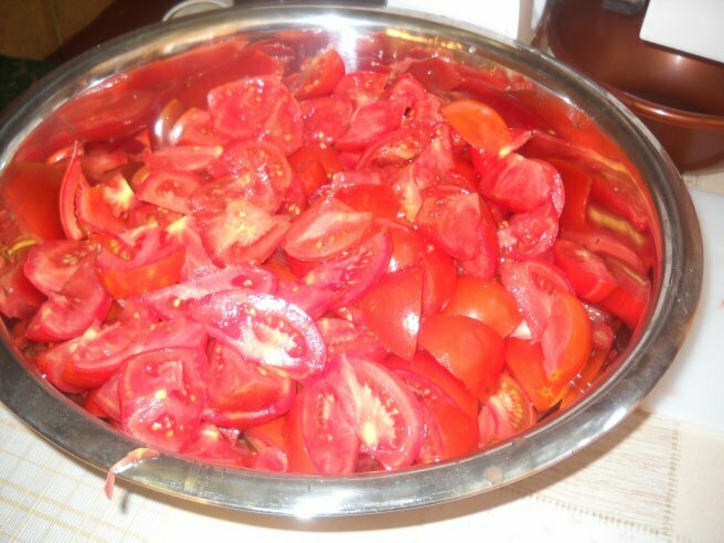 Imagine Reteta culinara Cum se face sucul de roșii pentru iarnă | 2review.ro