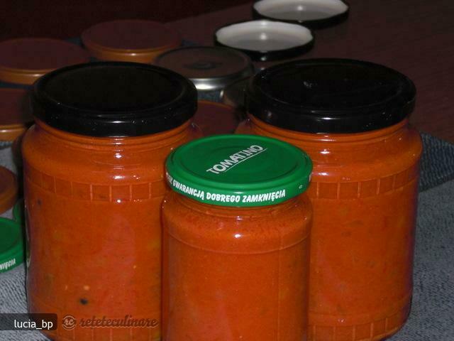 Imagine Reteta culinara Sos Napoletan, Conservat Pentru Iarna | 2review.ro