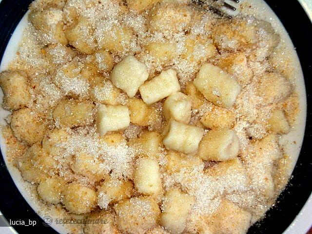 Imagine Reteta culinara Gnocchi din Branza de Vaci cu Pesmet | 2review.ro