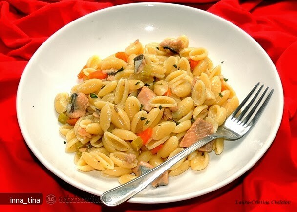 Imagine Reteta culinara Gnocchetti cu Pastrav | 2review.ro