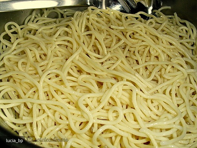 Imagine Reteta culinara Cum se Fierb Pastele Uscate | 2review.ro